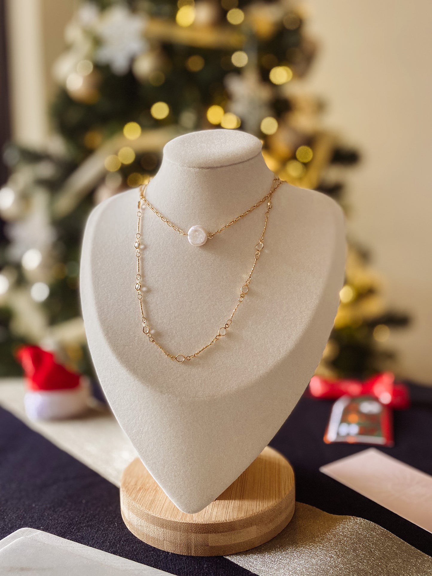 One Pearl Necklace