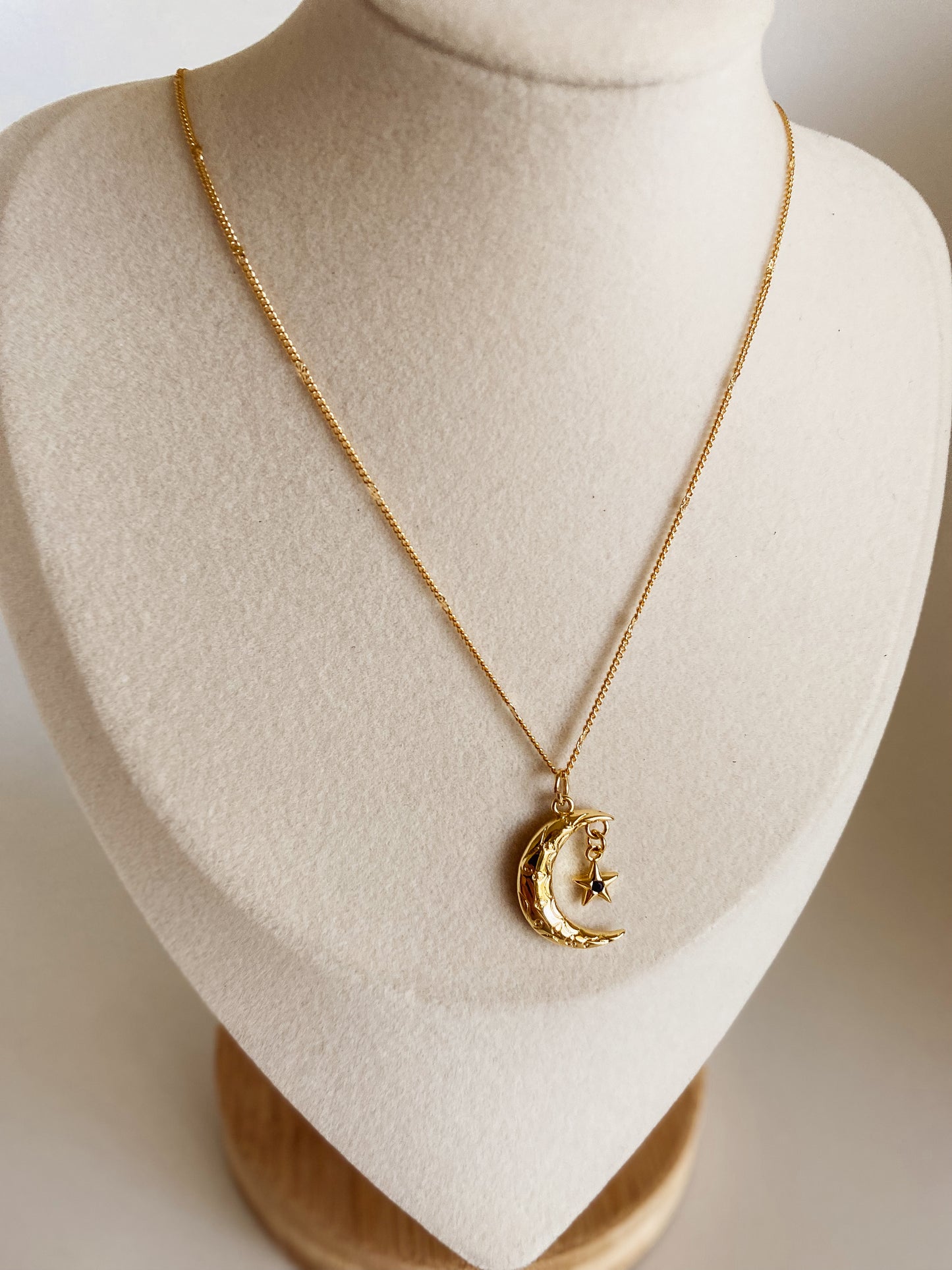 Necklace Super Moon