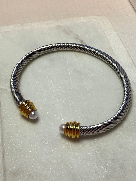 Pearl silver bracelet